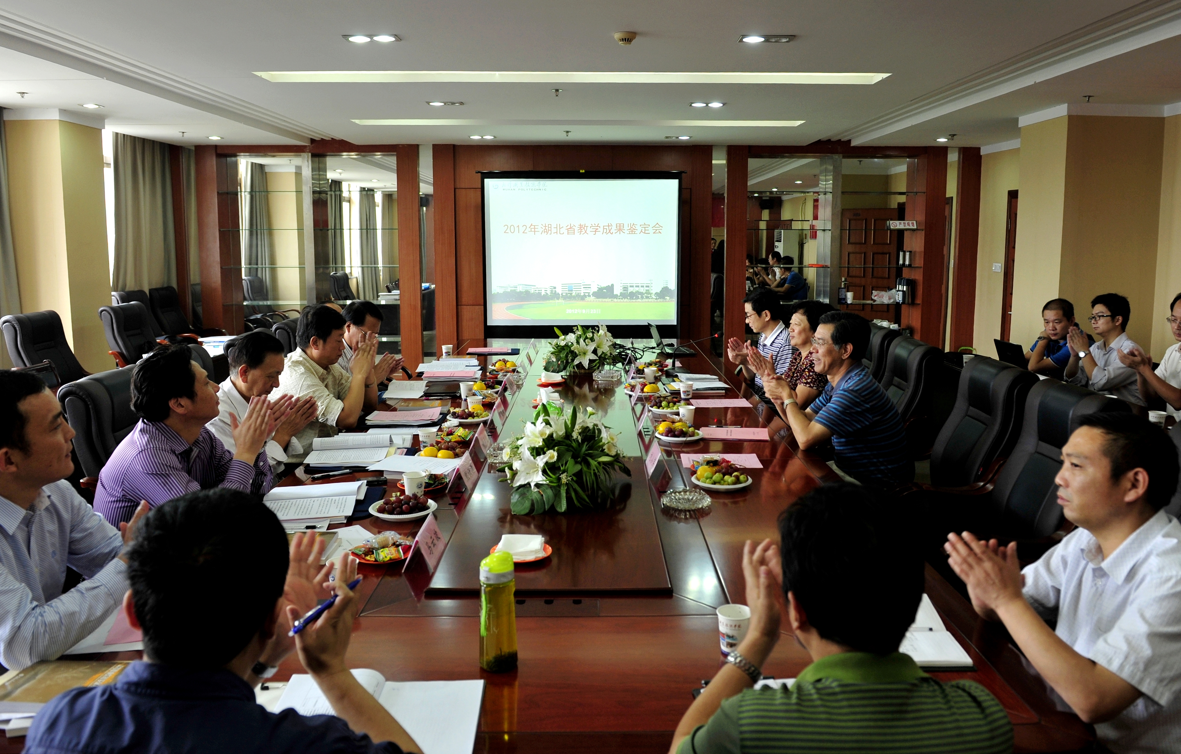 微光股份：九项新产品通过省级鉴定验收