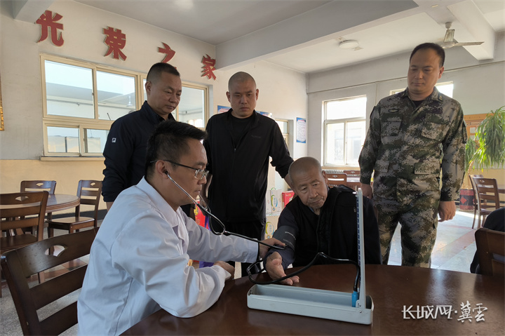 “举牌老手”长城人寿，因举牌违规领警示函