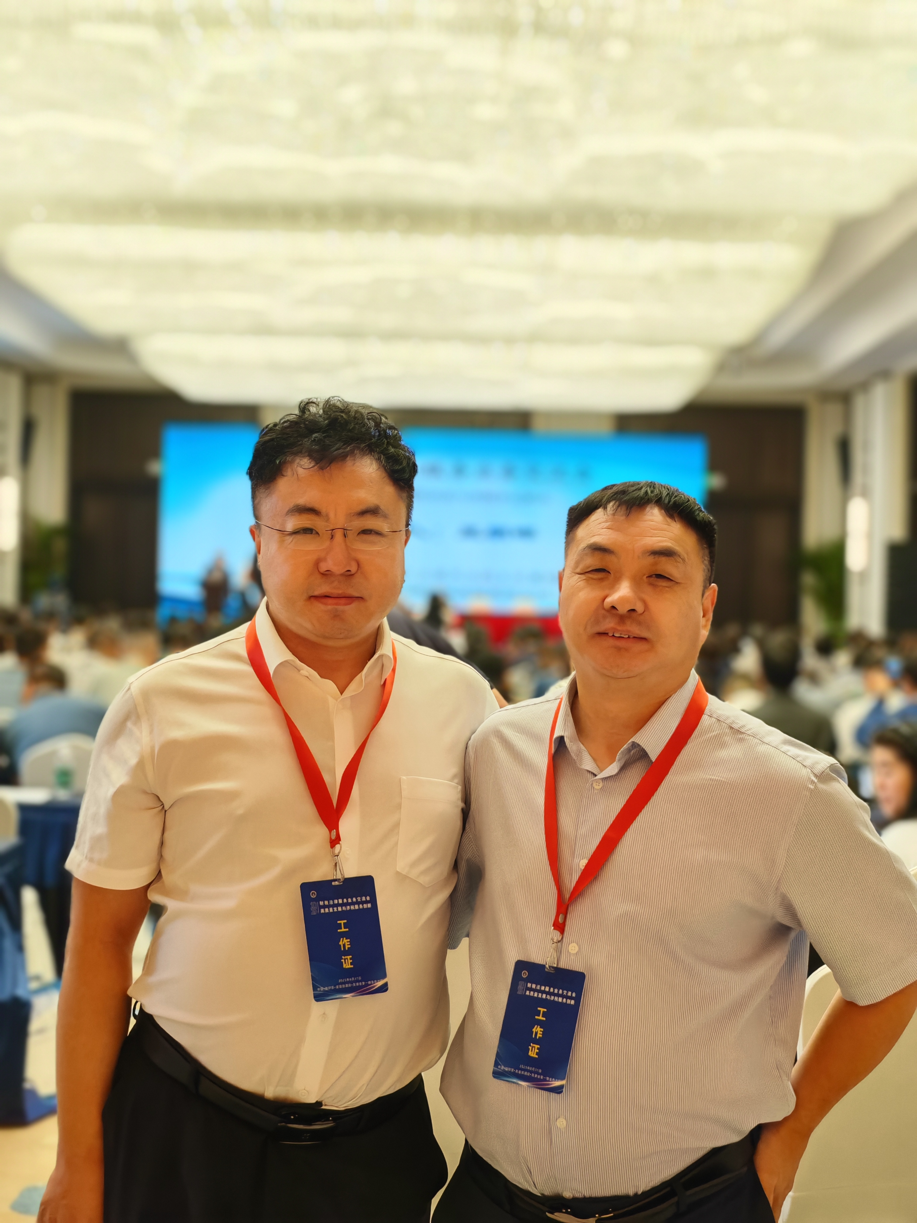 63岁吴晓滨离任百济神州总裁,48岁汪来接任