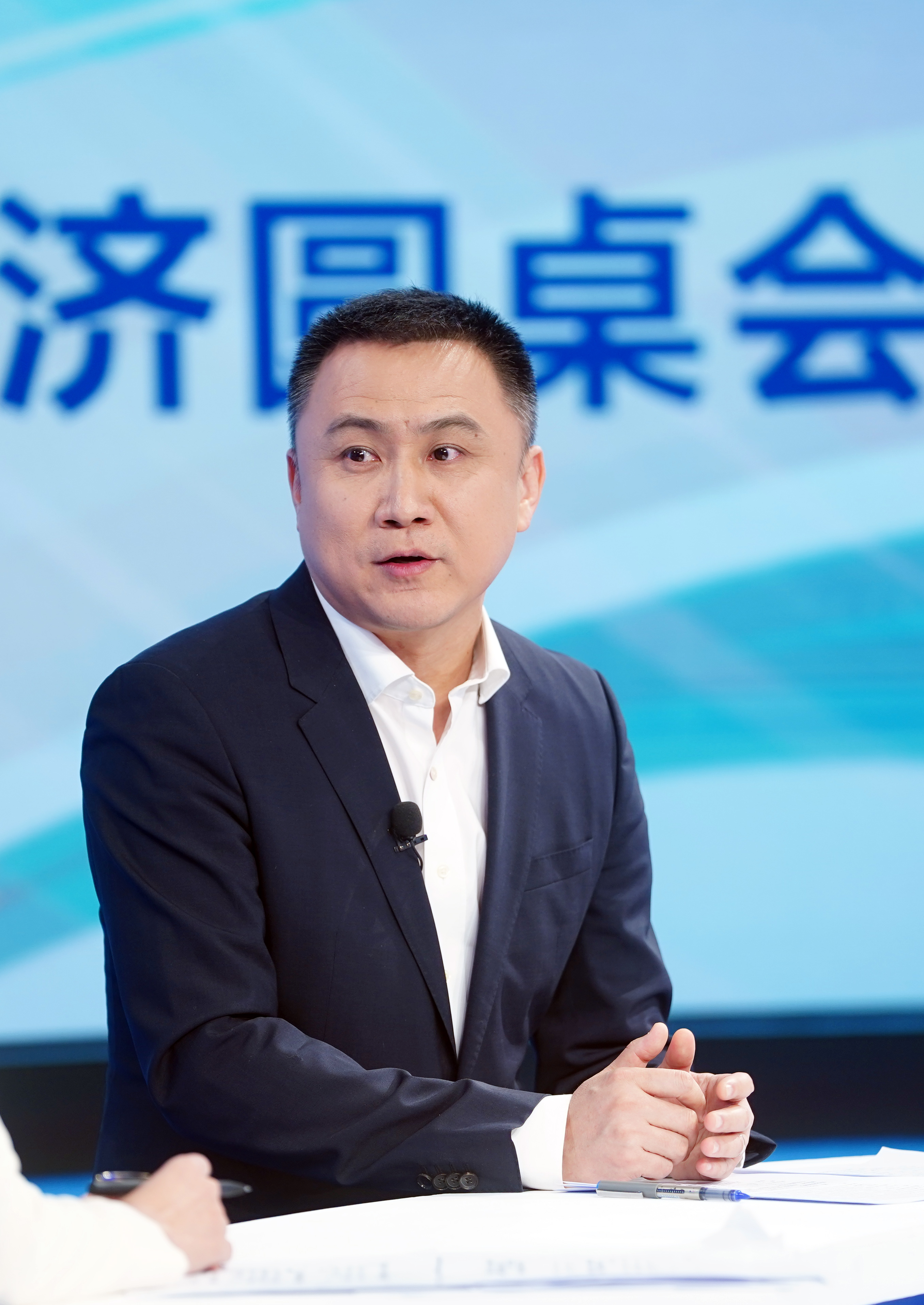 新济医药持续亏损毛利率骤降：资产负债率超300%，董事会都是家族成员