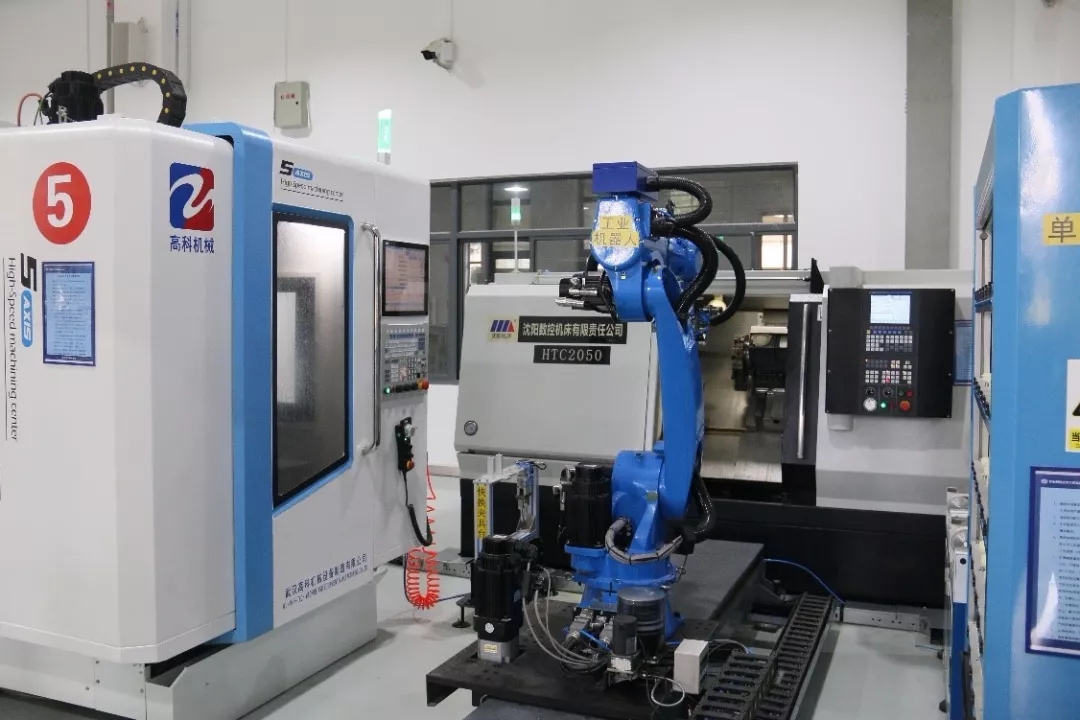 华中数控:与湖北省人形机器人研发中心暂无业务往来