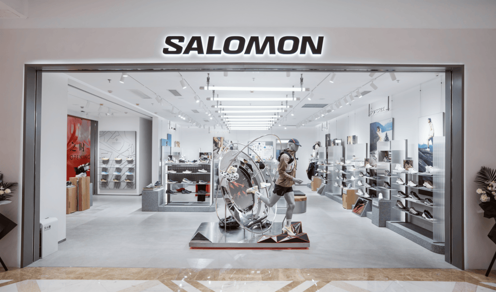 先锋叙事突破零售边界,Salomon萨洛蒙全球首店成都焕新开业