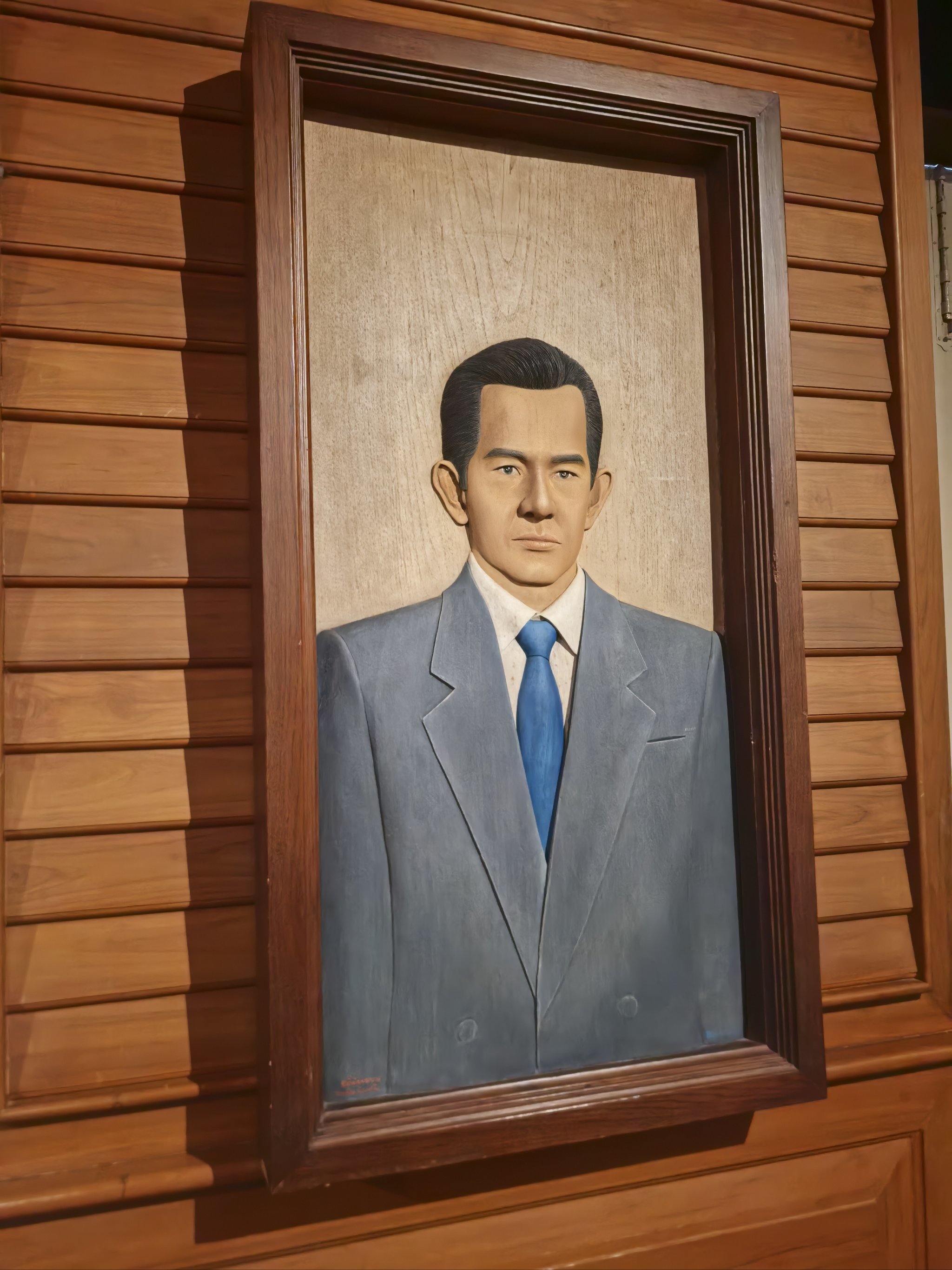 东汉蔡邕：被政治裹挟的天才艺术家