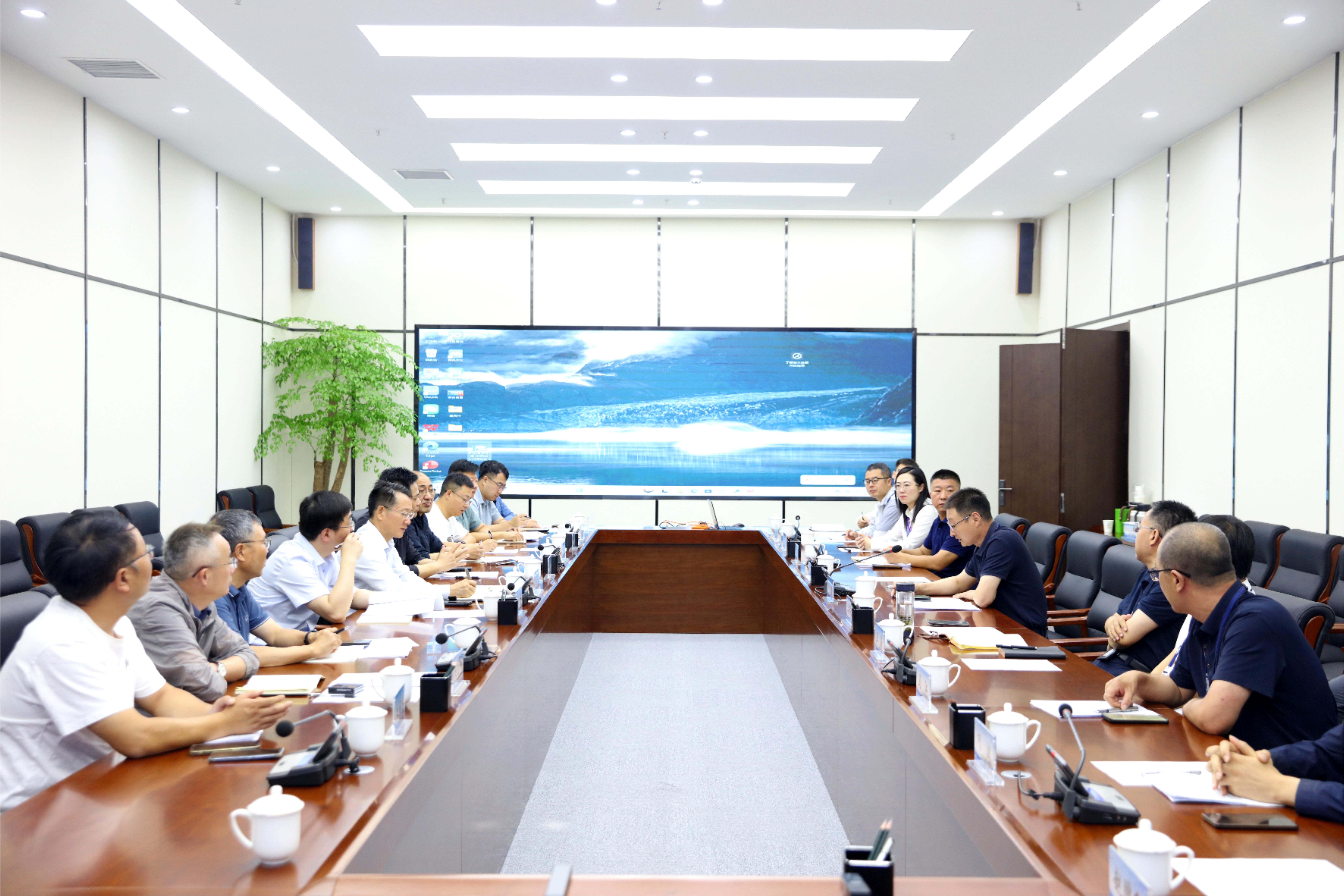 工业和信息化部等部门联合召开动力和储能电池行业座谈会 部署规范产业竞争秩序工作