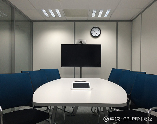 英飞特：1月15日高管GUICHAO HUA减持股份合计76.57万股