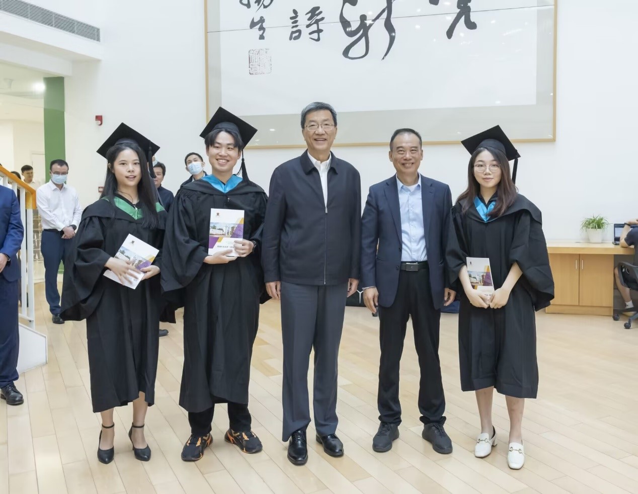 怀进鹏会见新加坡教育部部长李智�