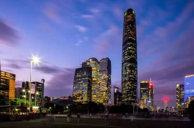 越秀地产全年销售额1062.1亿元，完成率88.1%