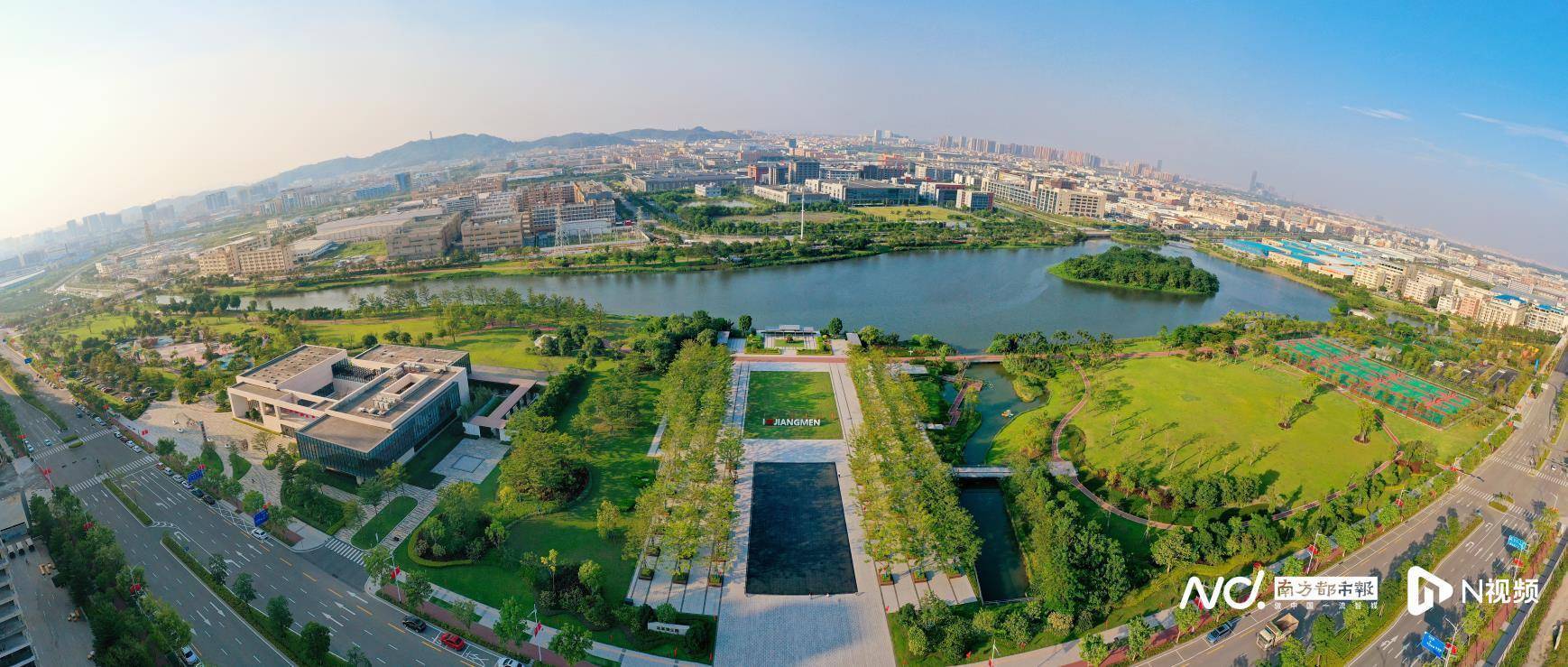 不“卷”光伏老路,钙钛矿创业公司涌入消费电子赛道找新机