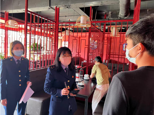 监管部门为食品直播划定“底线”和“红线”