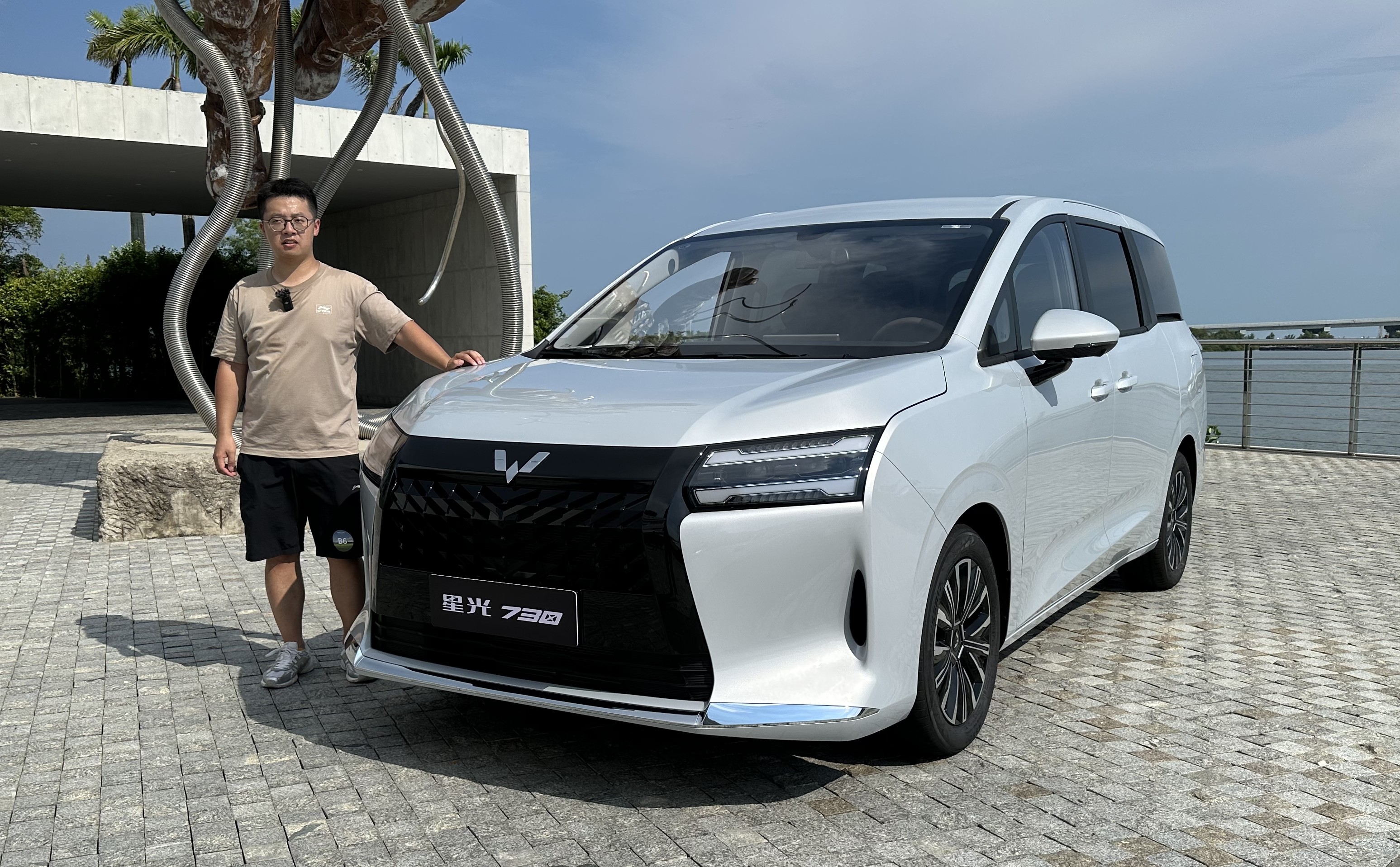 一车三动力，五菱星光560将中型SUV门槛拉低至6万元