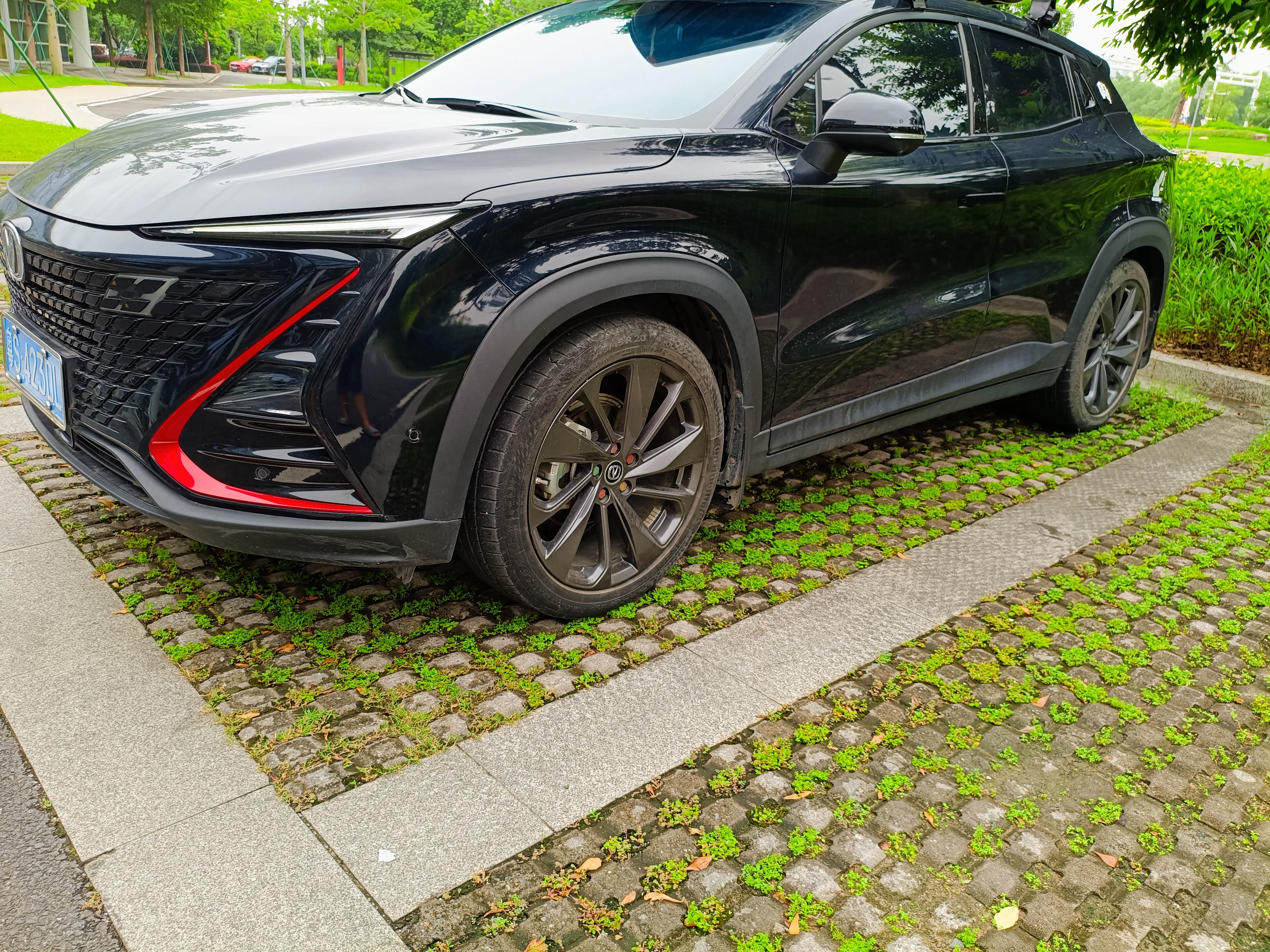 长安汽车获得外观设计专利授权：“汽车前灯的照明部”