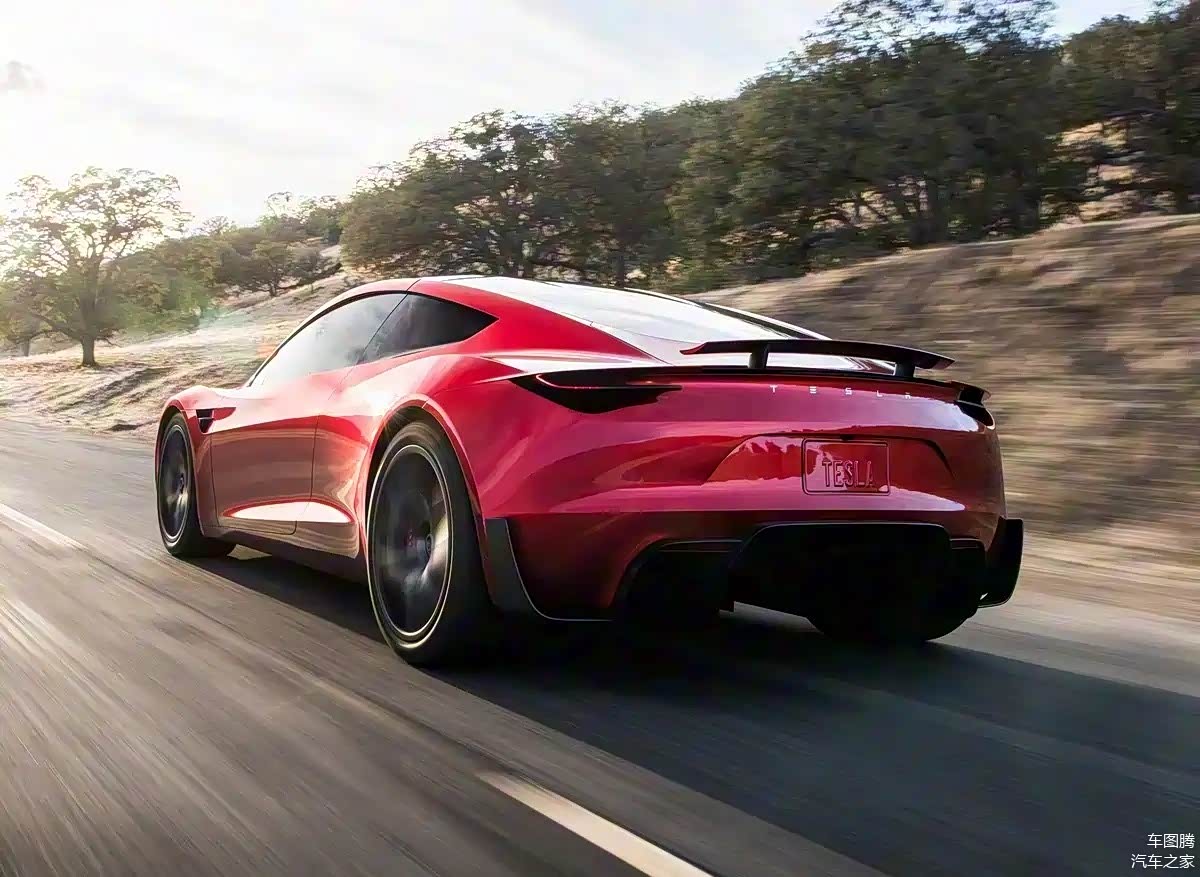 百万辆特斯拉训练部署人类模拟器，前工程师泄露了马斯克的惊天计划？