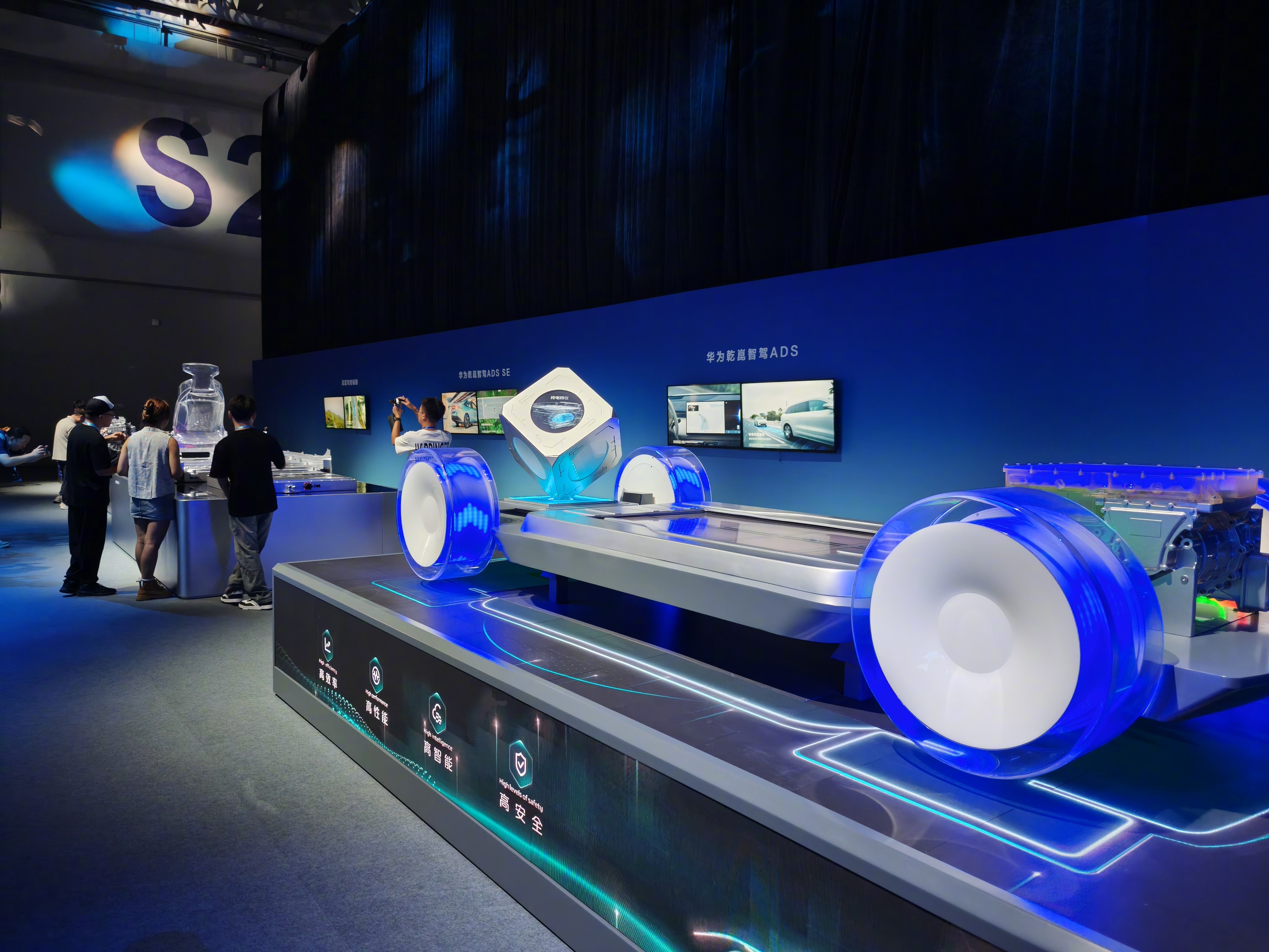 瞄准春节购车旺季,深蓝汽车发布多项购车新政策