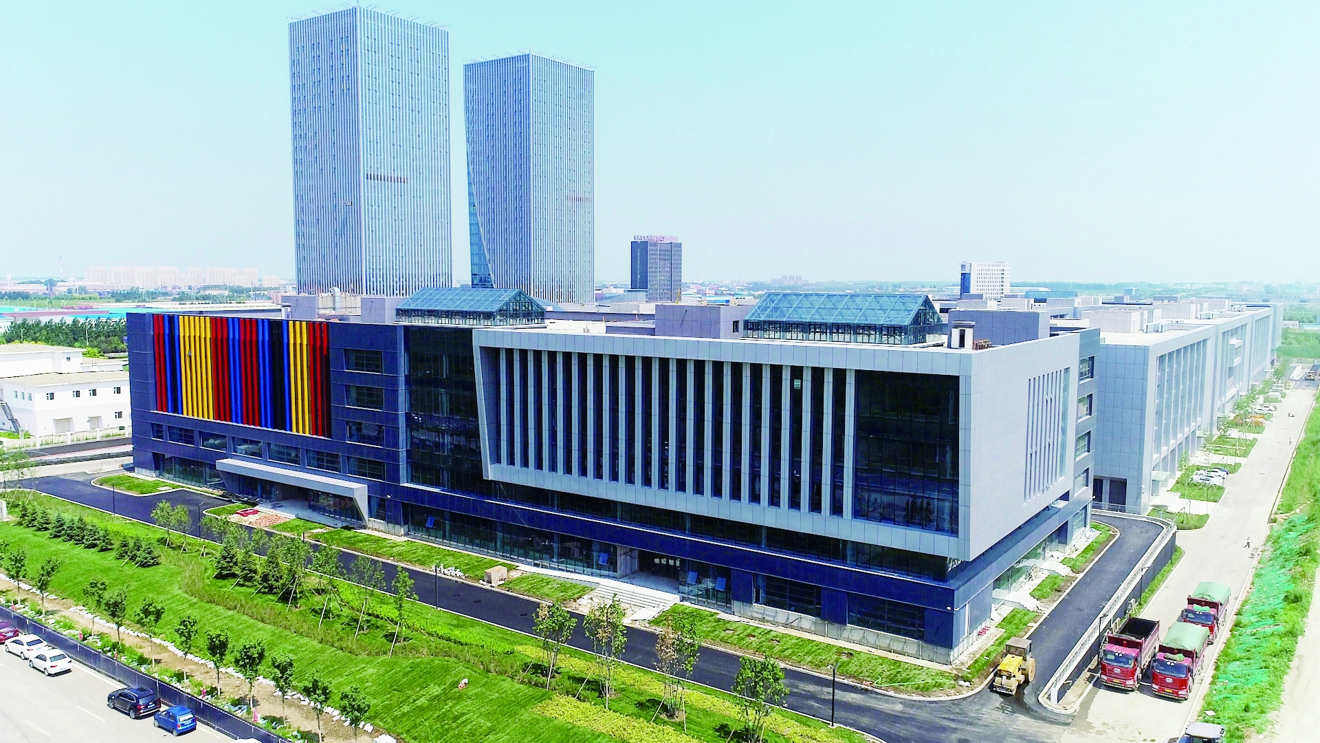 奥普光电获得发明专利授权：“一种适用于风洞试验的六自由度位姿调整装置”