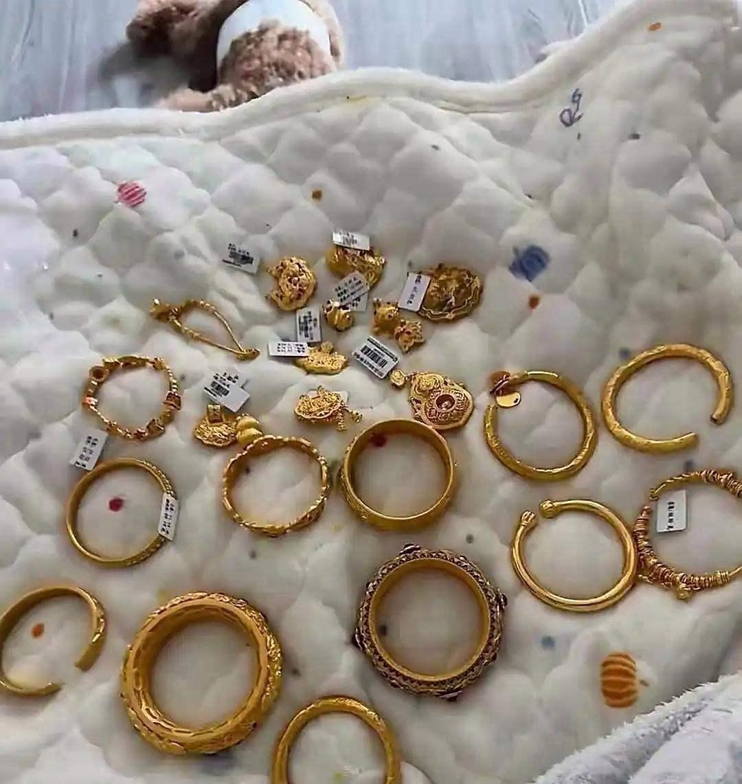 春节水贝市场“买买买”：黄金走俏，白银溢价高