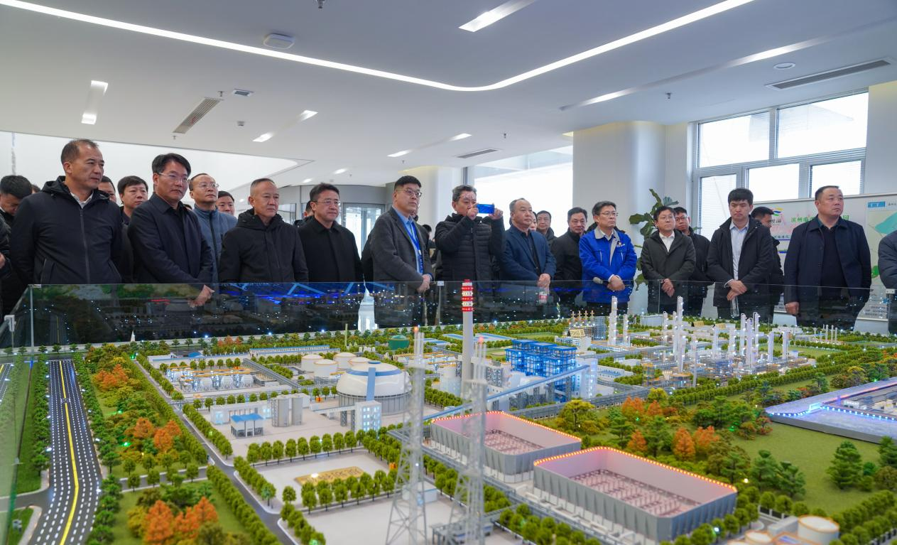 滨化股份：2月25日高管蔡颖辉减持股份合计1.5万股